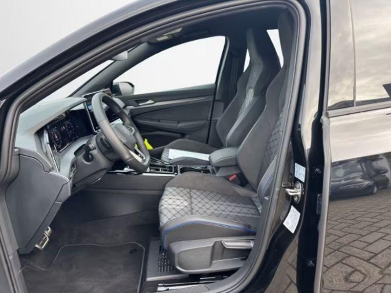 Volkswagen Golf 1.5 eTSI ACT 110kW R-Line DSG CAMERA 360° LED IQLIGHT ACC