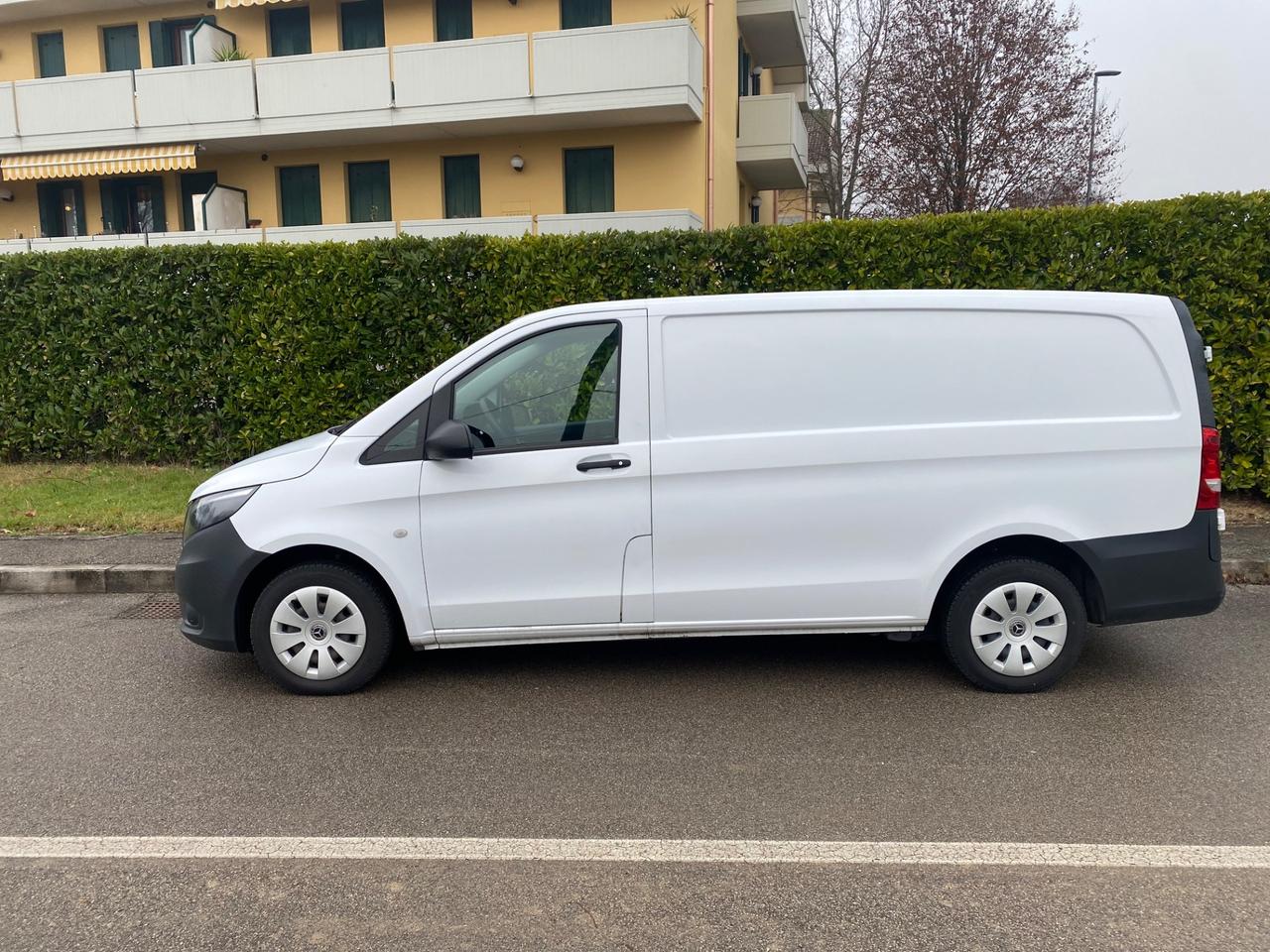 Mercedes Benz Vito 2.2d 100kw 136cv