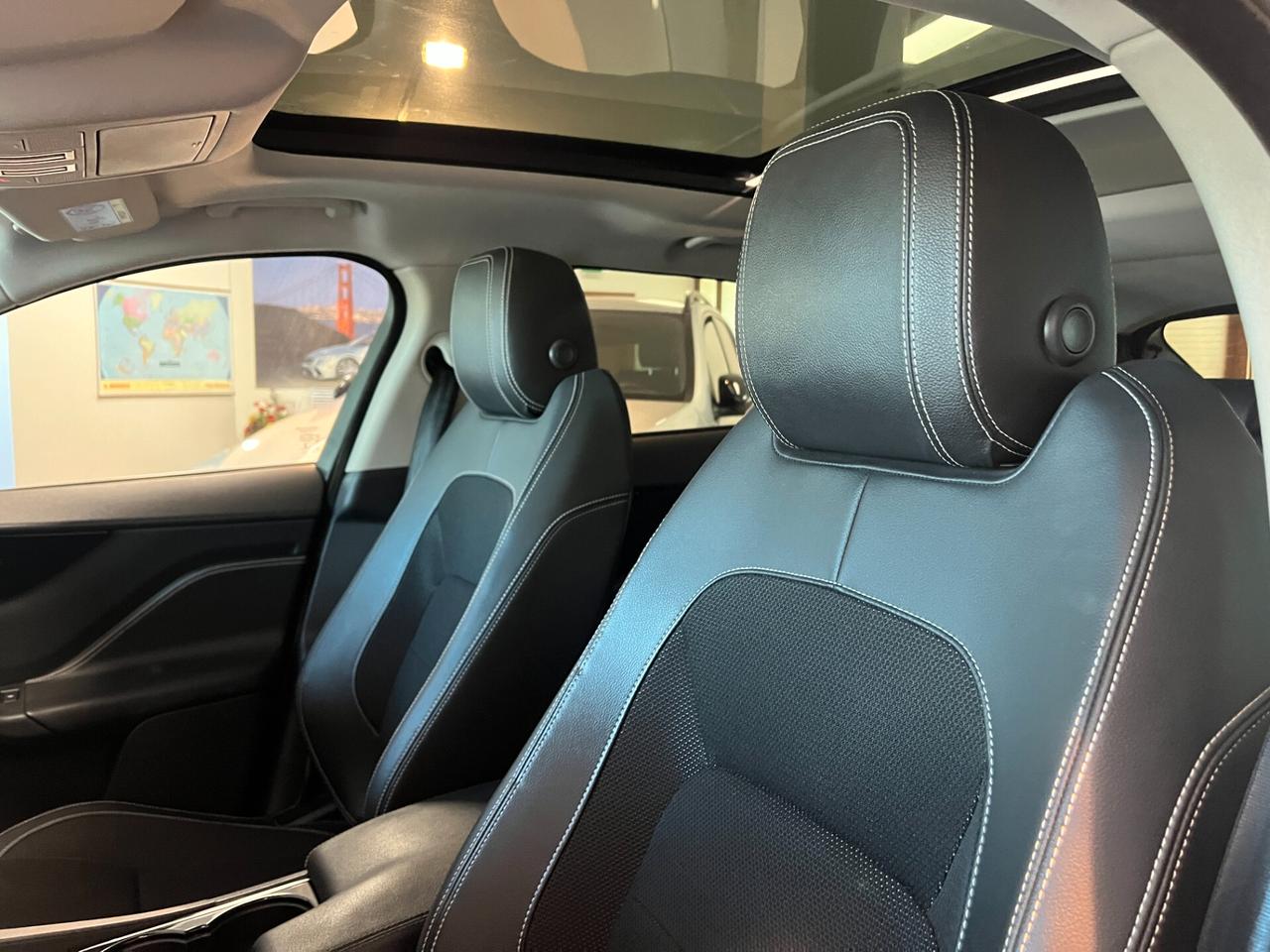 Jaguar F-Pace 2.0 D 180 CV AWD R-Sport