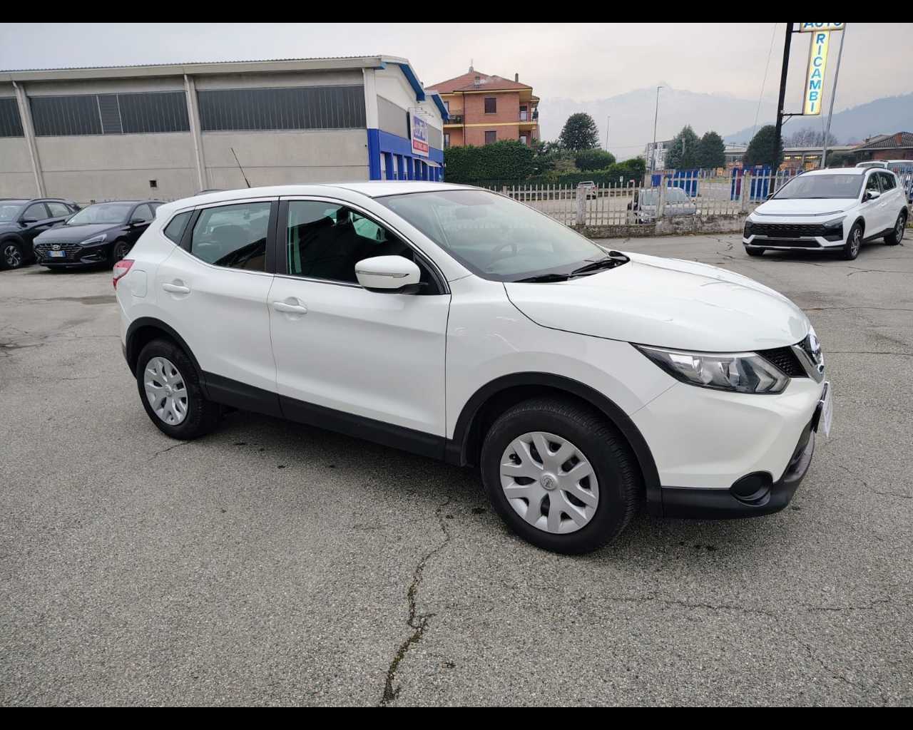 NISSAN Qashqai II 2014 - Qashqai 1.5 dci Visia 110cv