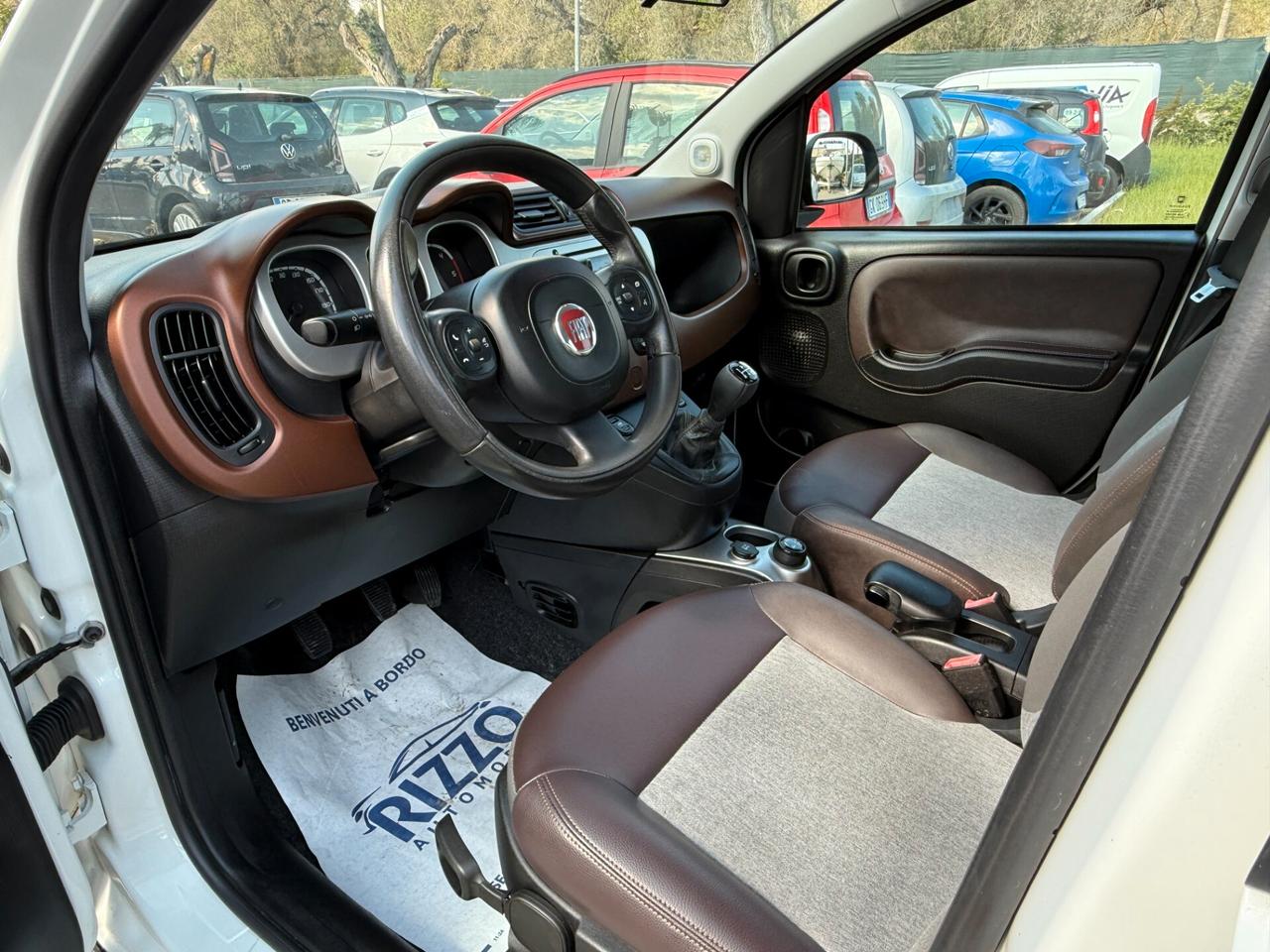 Fiat Panda 1.3MJT 80CV S&S CROSS/TREKKING PELLE CLIMA