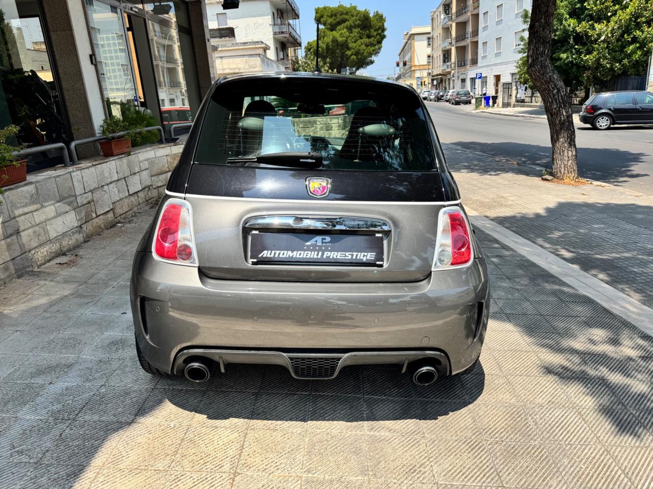 Abarth 500 1.4 Turbo T-Jet Custom