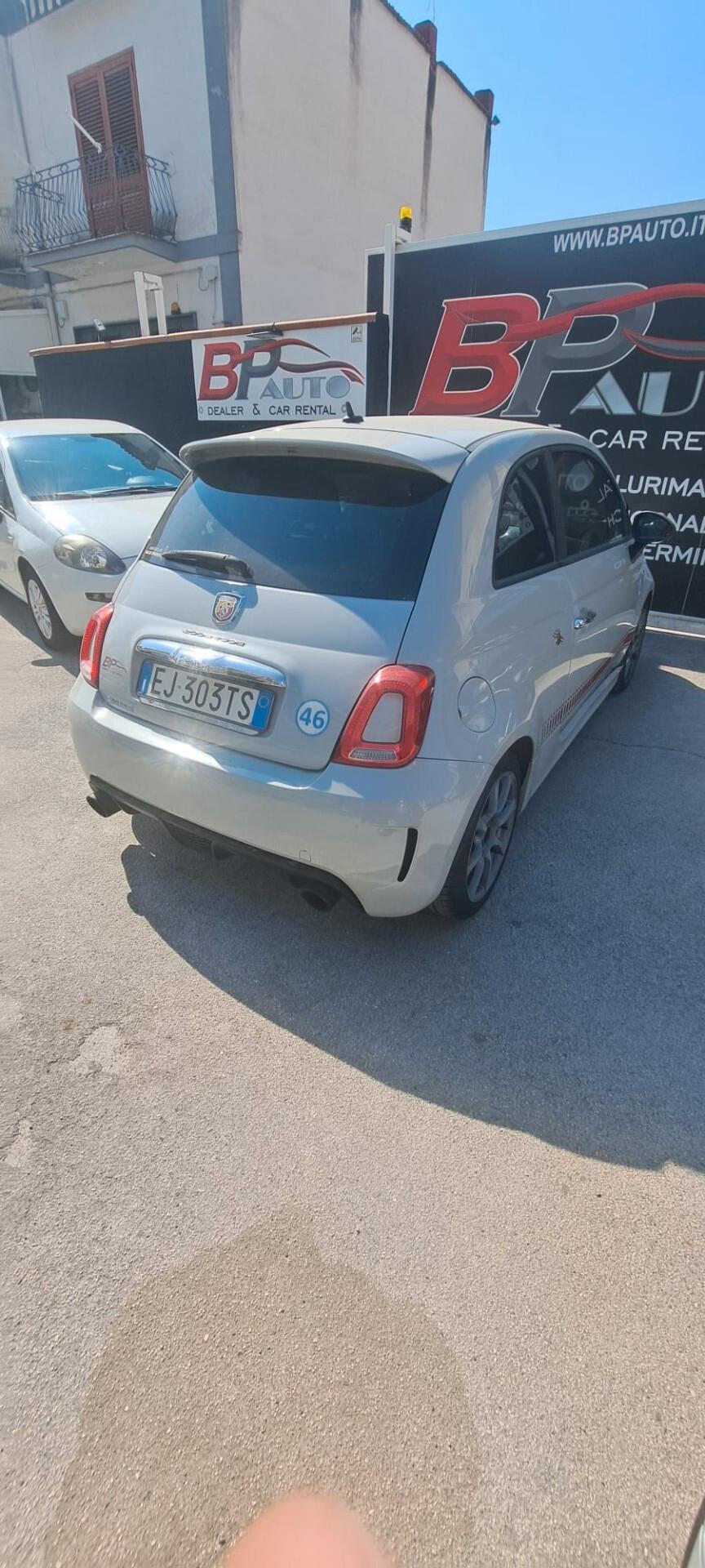 Abarth 500 1.4 Turbo T-Jet 160cv