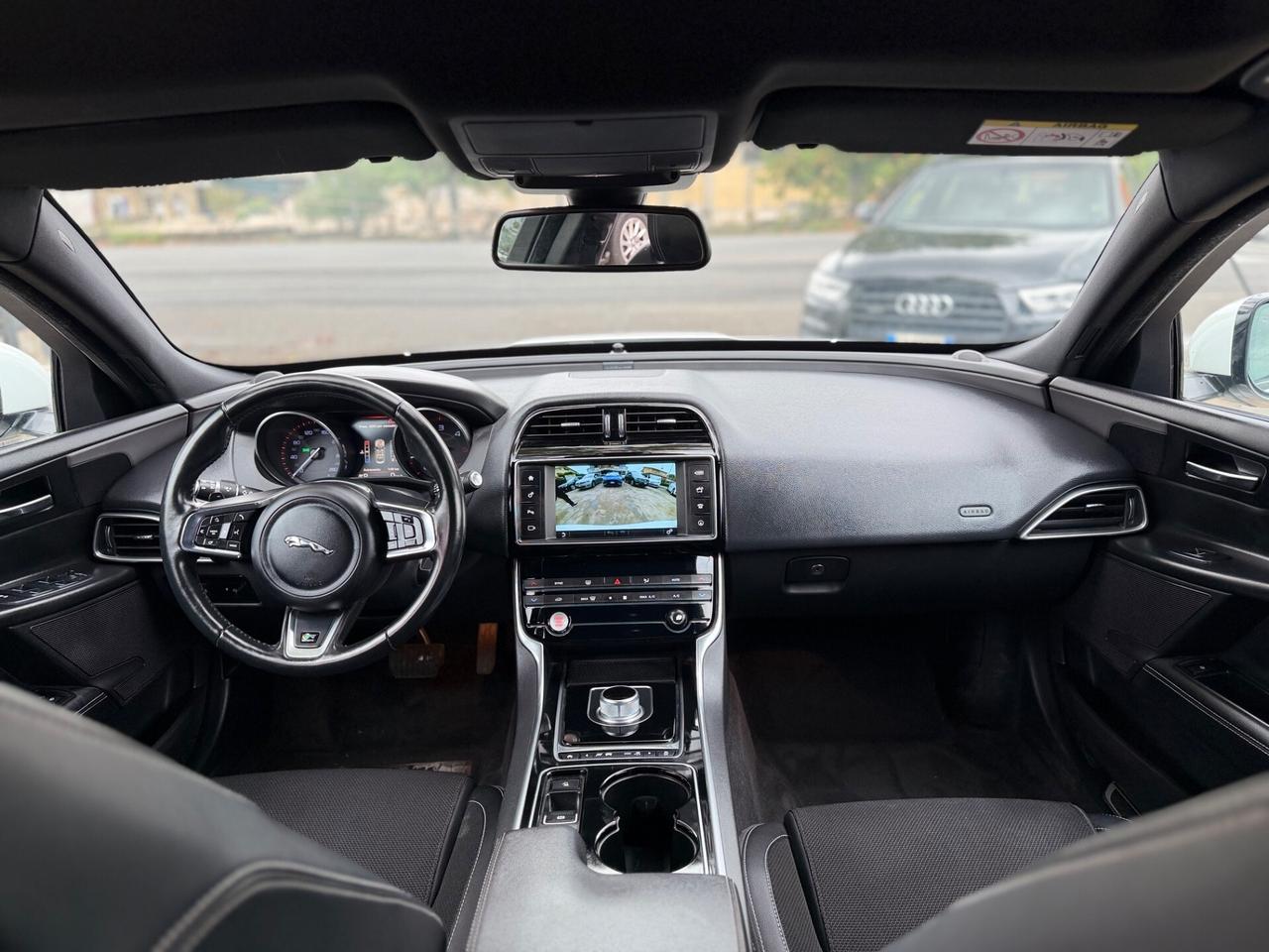Jaguar XE 2.0 R-Sport D Turbo