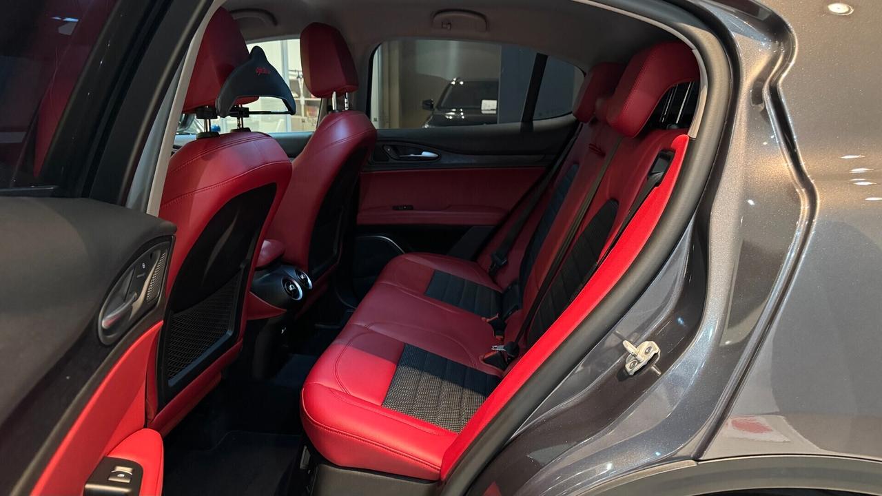 Alfa Romeo Stelvio 2.2 190CV RWD - 2021