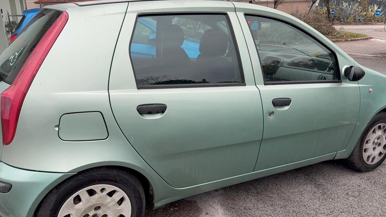 Fiat Punto 1.2i cat 5 porte ELX