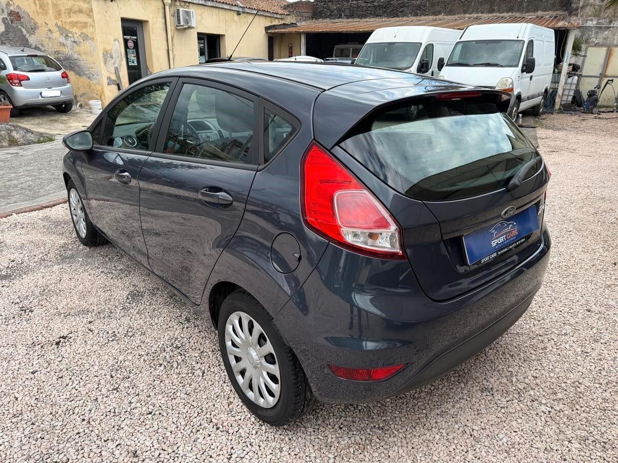 Ford Fiesta 1.5 TDCi 75CV 5 porte Titanium