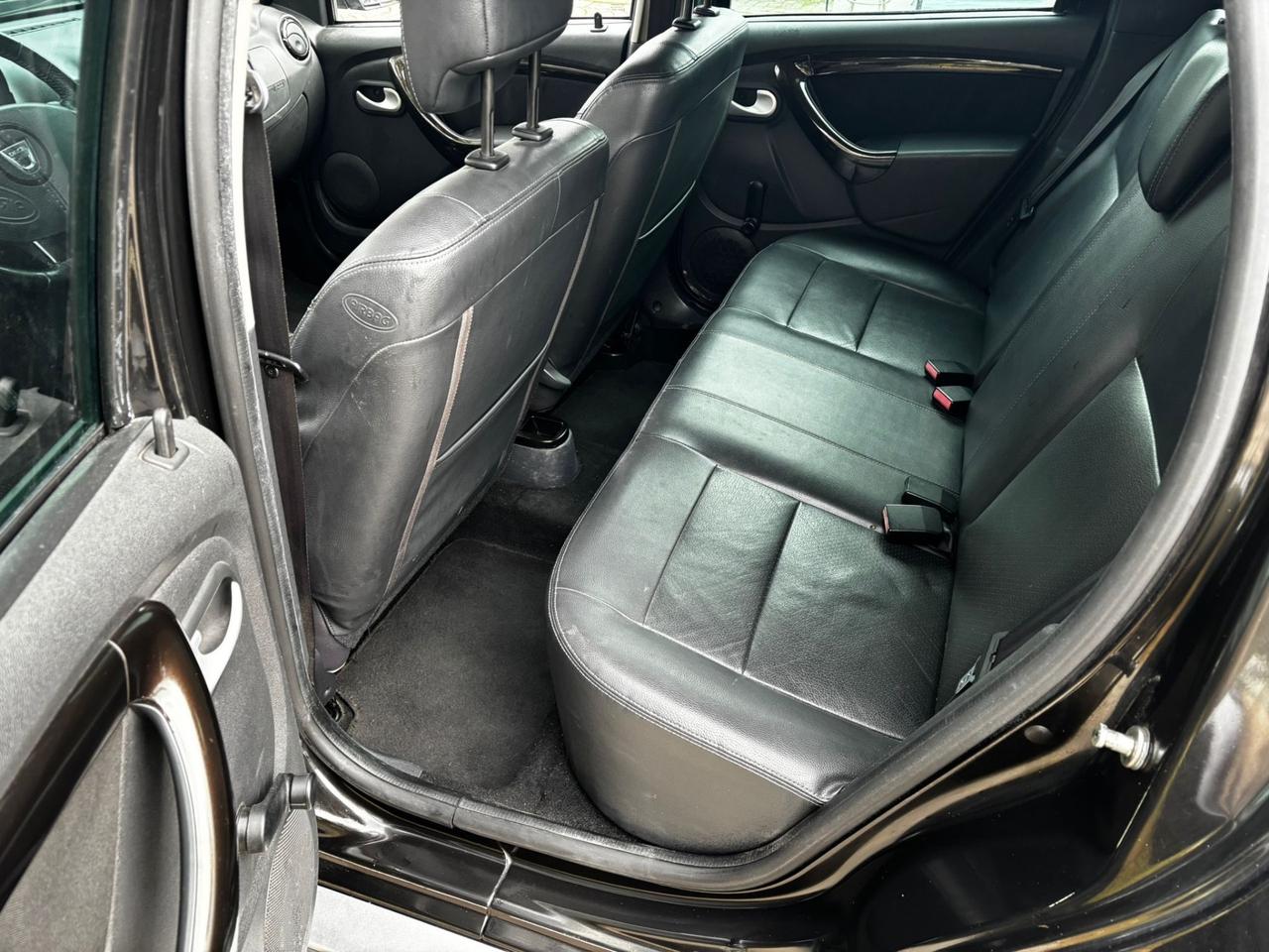 Dacia Duster 1.5 dCi 110CV 4x4 Lauréate IDONEO PER NEO PATENTATI PERMUTABILE