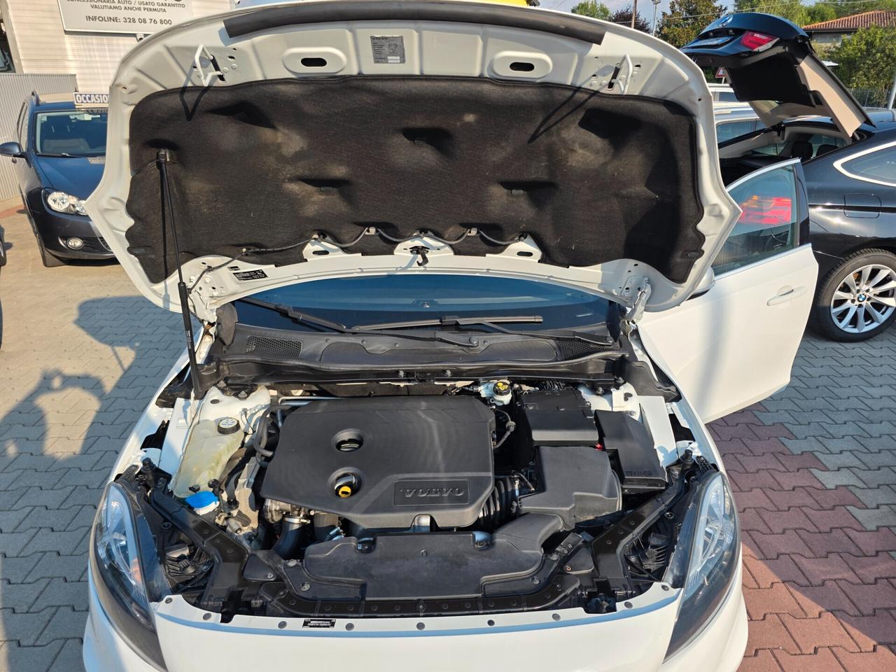 Volvo V40 D2 1.6 R-design perfetta e garantita 12M