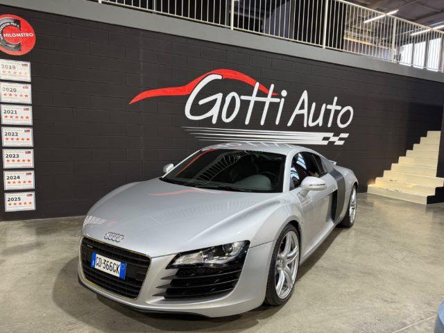 AUDI R8 4.2 V8 FSI QUATTRO R TRONIC