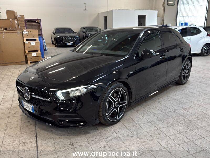 Mercedes-Benz Classe A - W177 2018 Diesel A 180 d Premium Night edition auto