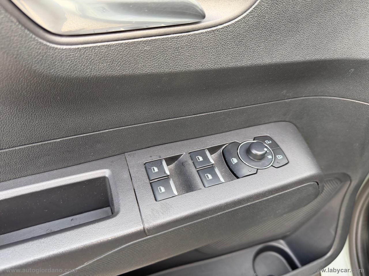 FORD Tourneo Courier 1.0 EcoBoost Pow. Tit. WINTER PACK