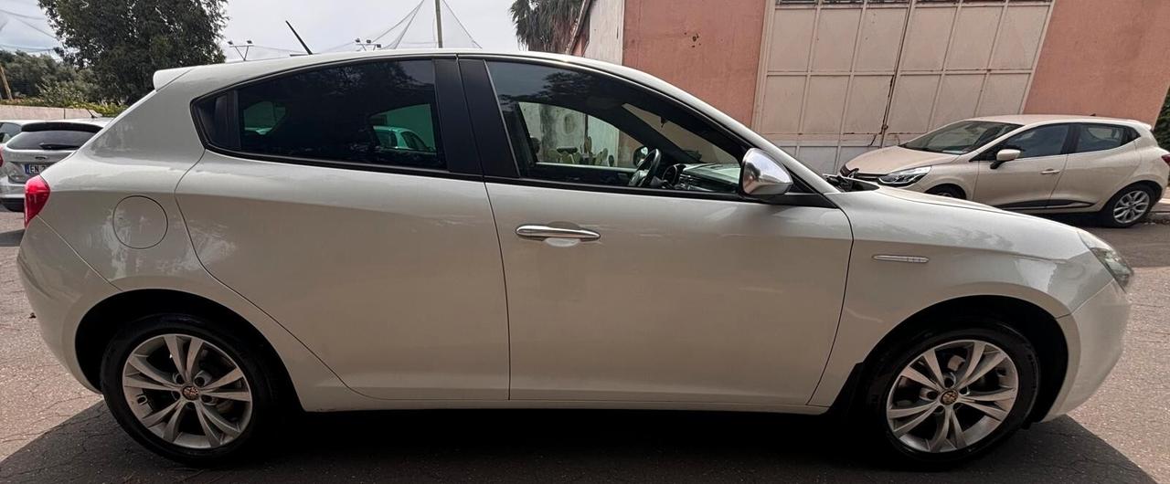 Alfa Romeo Giulietta 1.6 JTDm-2 105 CV Progression