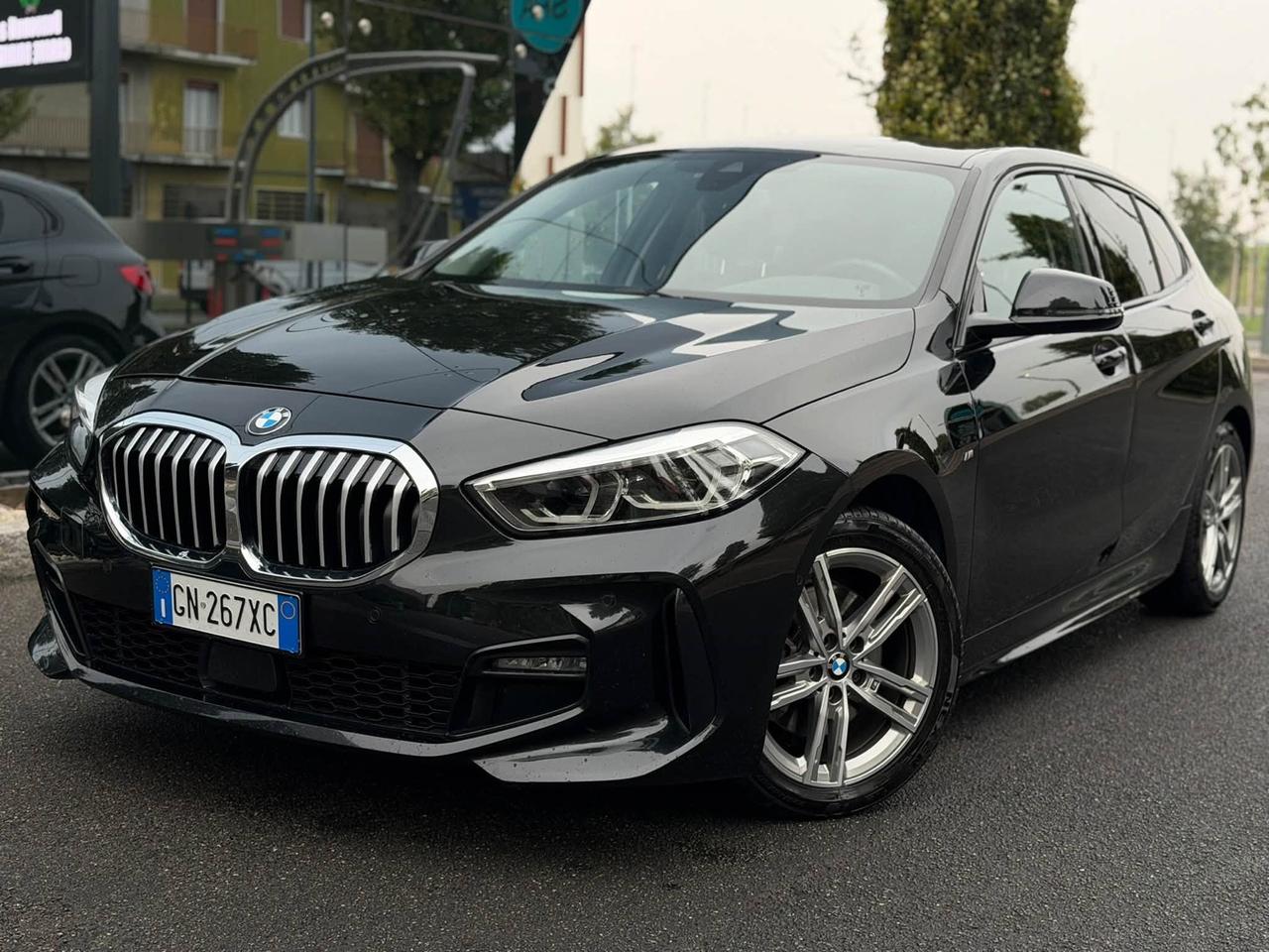 Bmw 116 116d 5p. Msport