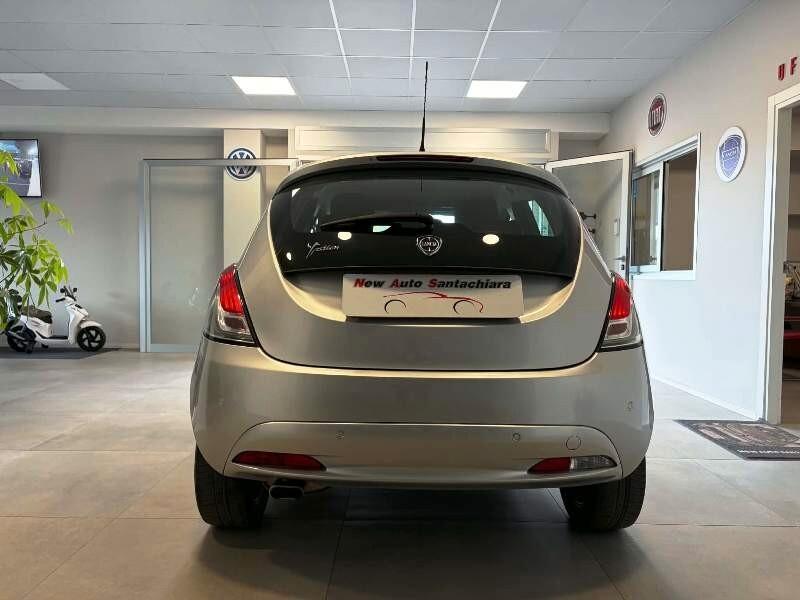 Lancia Ypsilon 1.2 69 CV Gold