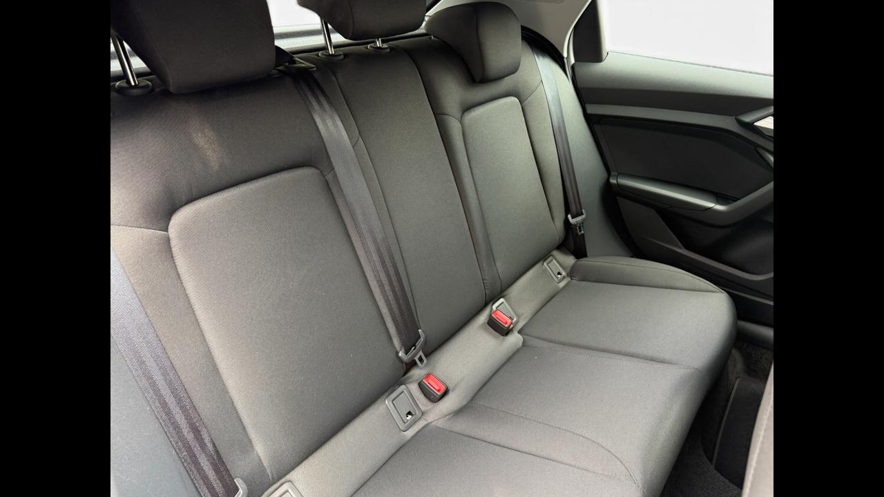 Audi Audi A1 Sportback Business 30 TFSI 85(116) kW(CV) S tronic