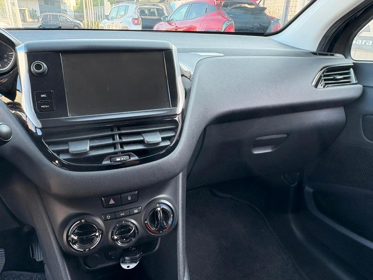 Peugeot 208 BlueHDi 75 5 porte Allure