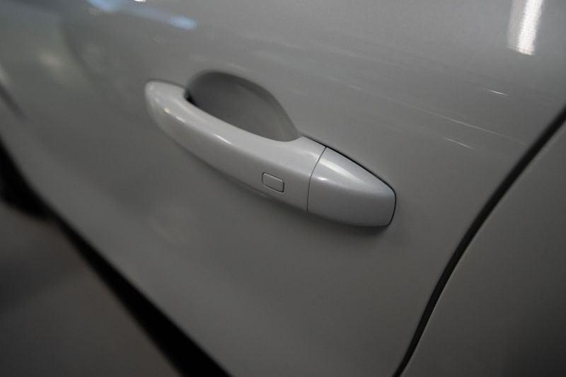 Renault Captur 1.6 E-Tech hybrid Zen 145cv auto