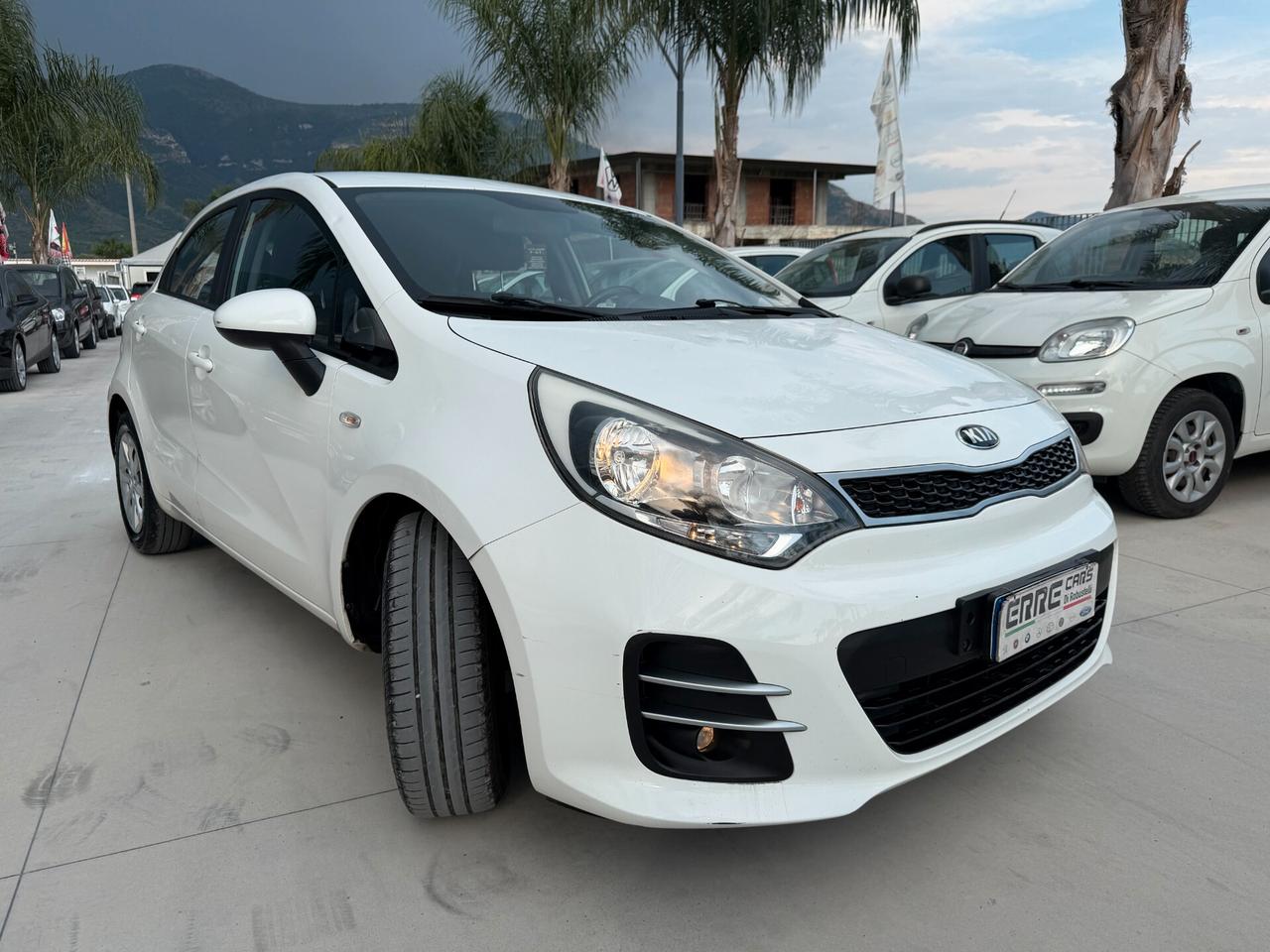 KIA RIO ANNO 2016 1.1 DIESEL 75 CV *GRANDINATA
