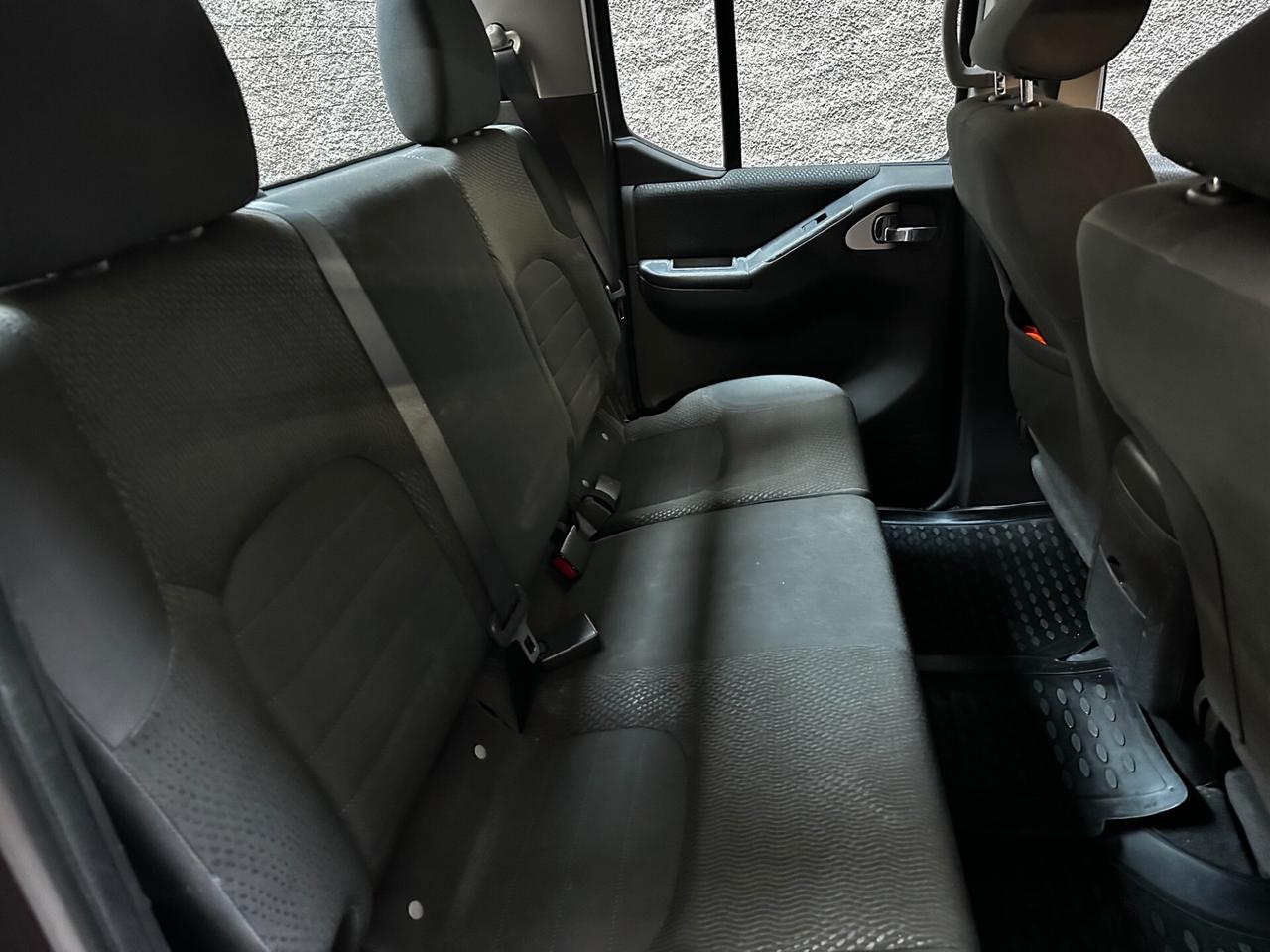 Nissan Navara 2.5 dCi 190CV 4 porte Double Cab XE