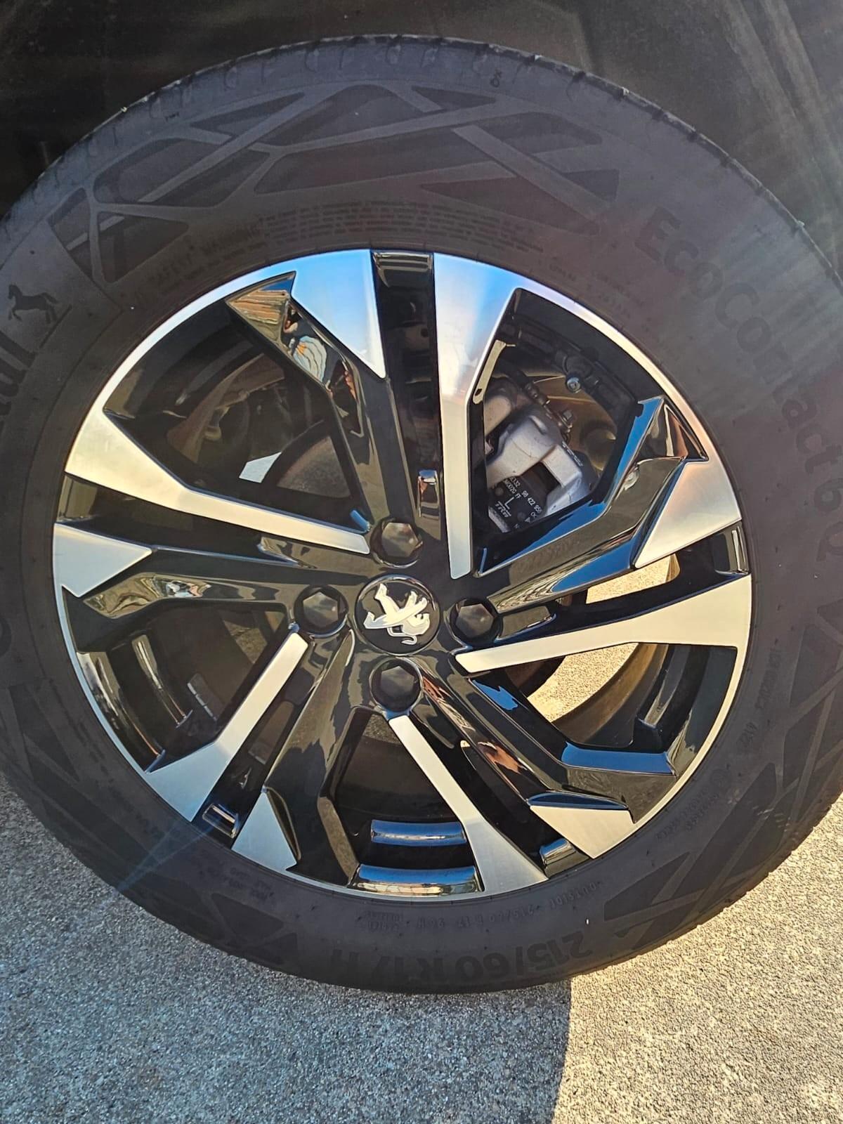 Peugeot 2008 PureTech 130 S&S EAT8 Allure Pack