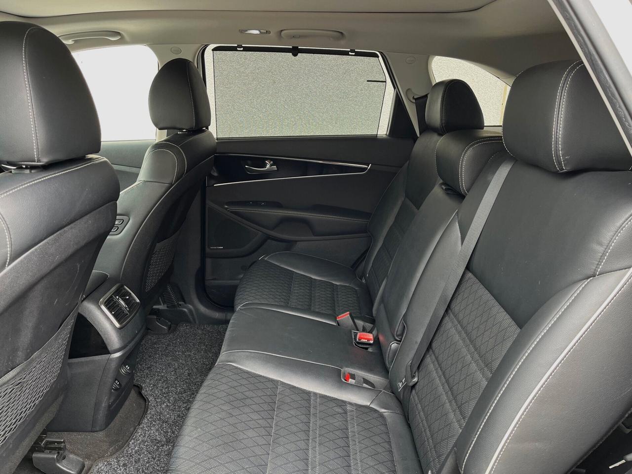 Kia Sorento 2.2 CRDi AWD Rebel GT-LINE (full optional)