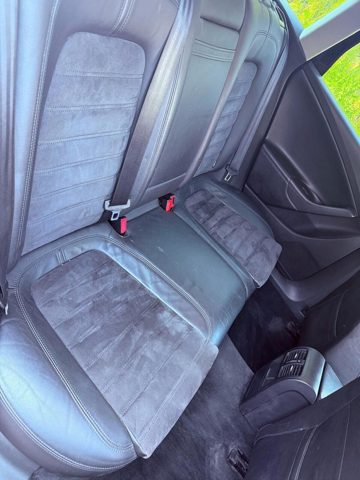 Volkswagen Passat 2.0 TDI DPF Var. Highline