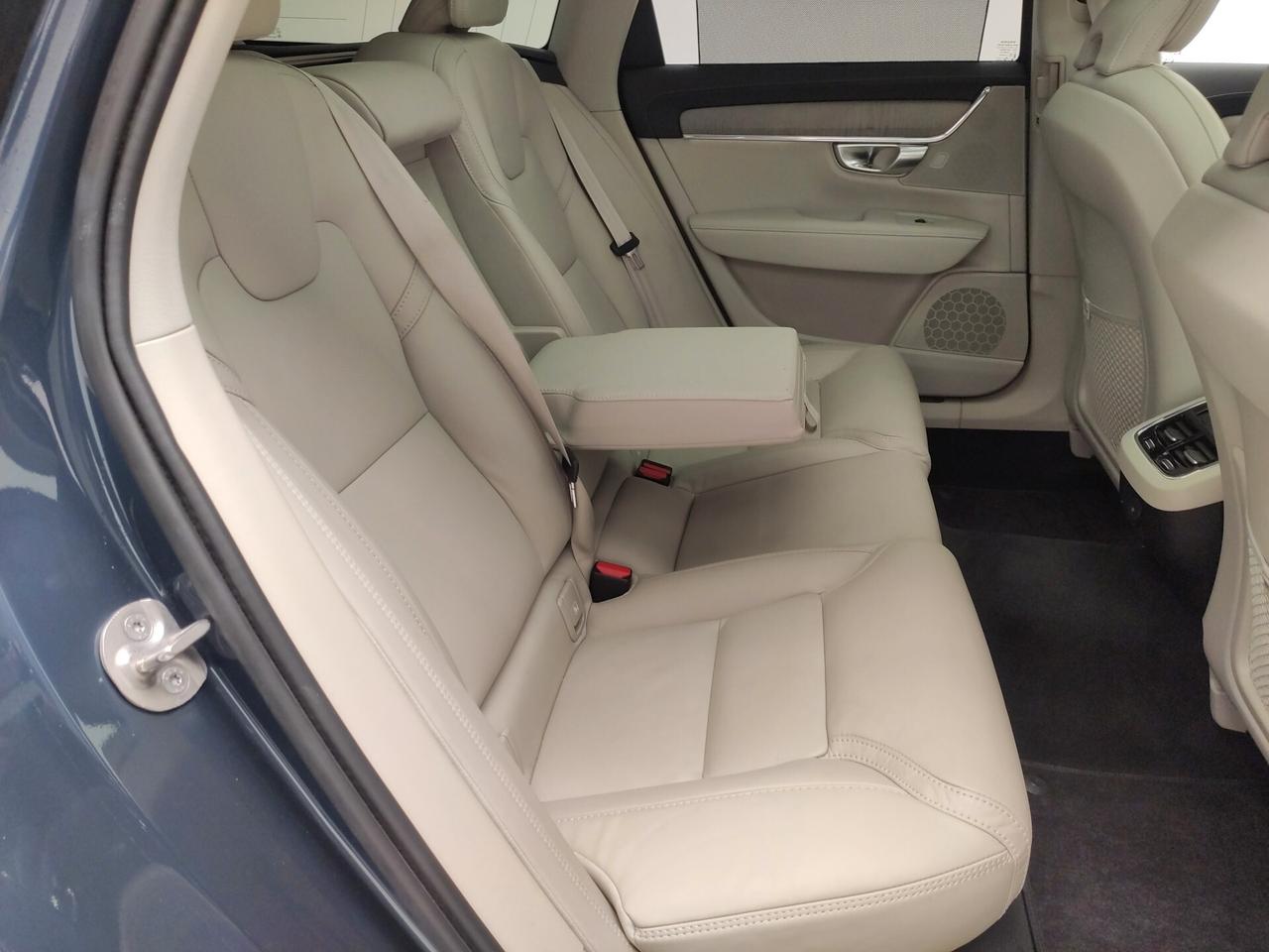 Volvo V90 B4 (d) automatico Ultimate Bright