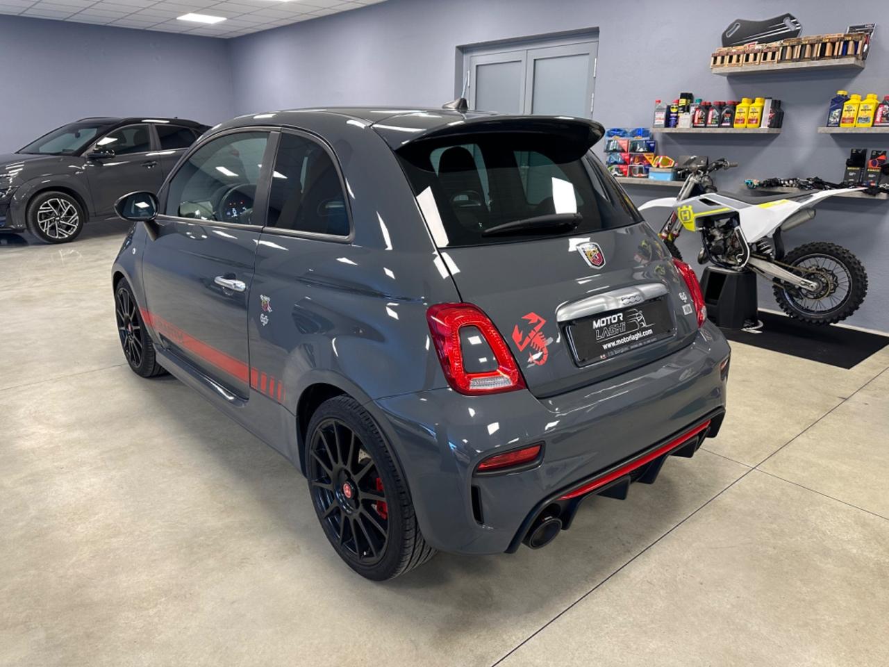 Abarth 695 1.4 Turbo T-Jet XSR Yamaha Limited Edition