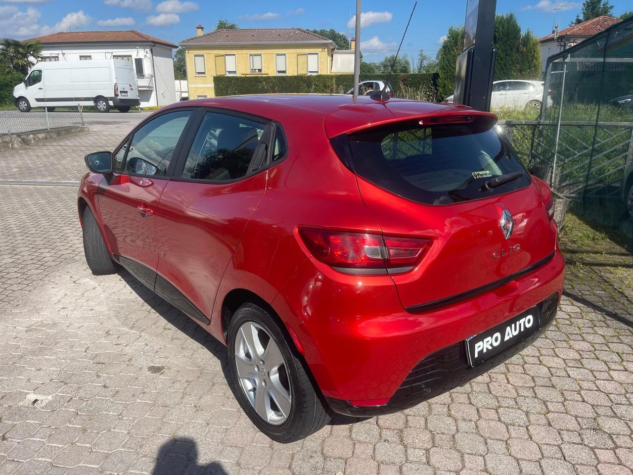 Renault Clio 1.2 75CV 5 porte Live
