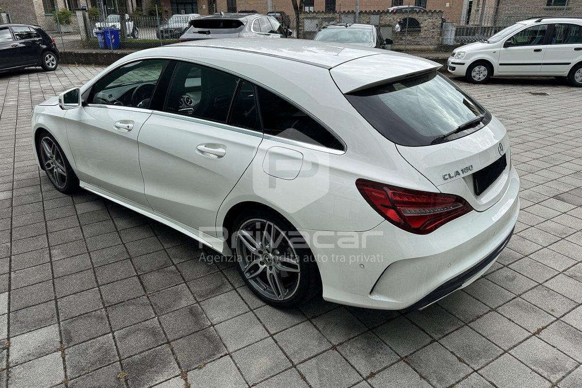 MERCEDES CLA 180 Premium
