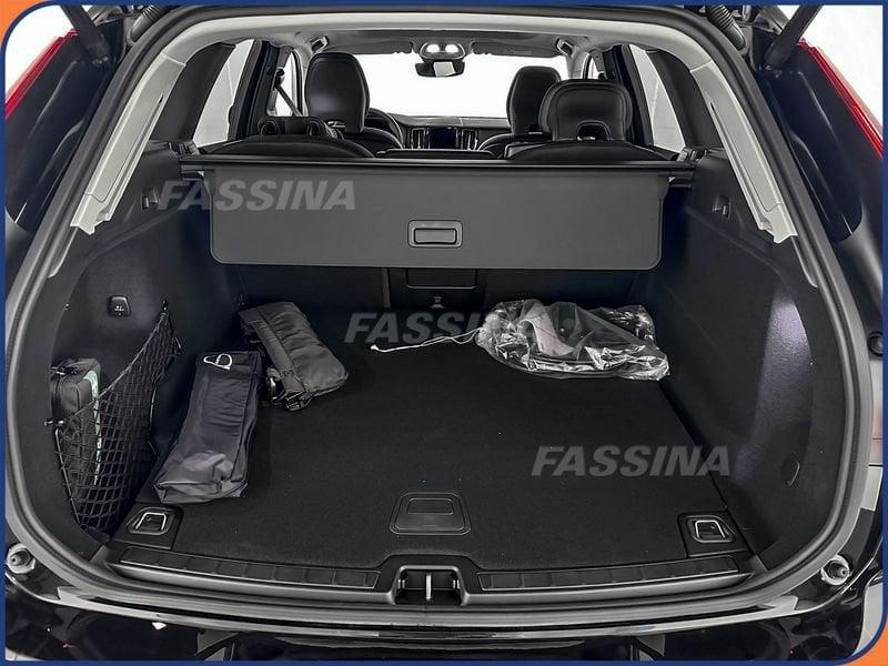 Volvo XC60 XC60 T6 Plug-in hybrid AWD automatico Core