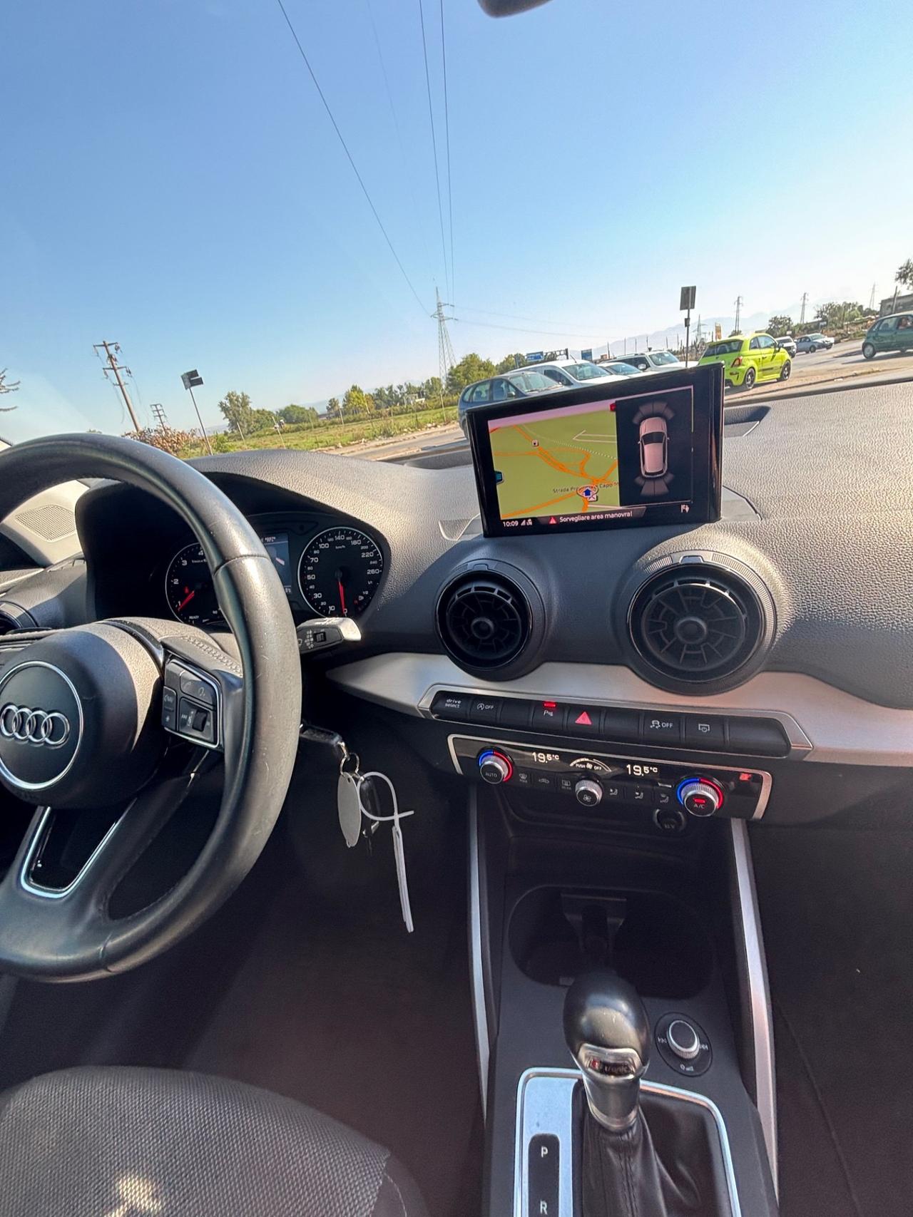 Audi Q2 30 TDI S tronic Business