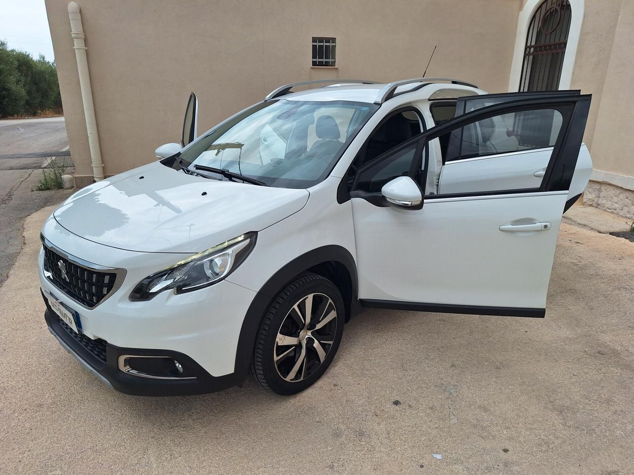 Peugeot 2008 1.6 HDi "ALLURE"NAVI PELLE CAMERA 2016