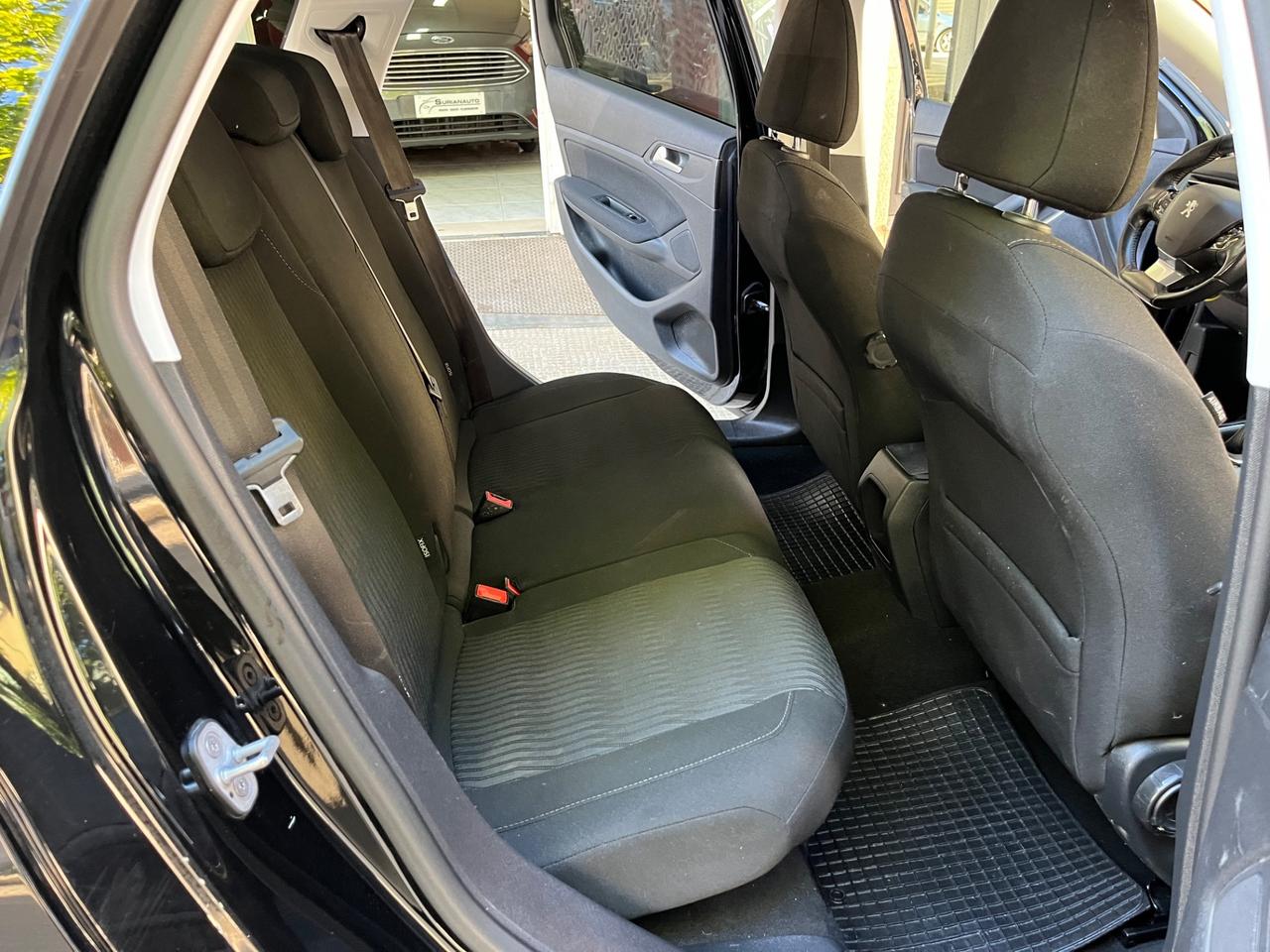 Peugeot 308 1.6 e-HDi 115 CV Stop&Start SW Active