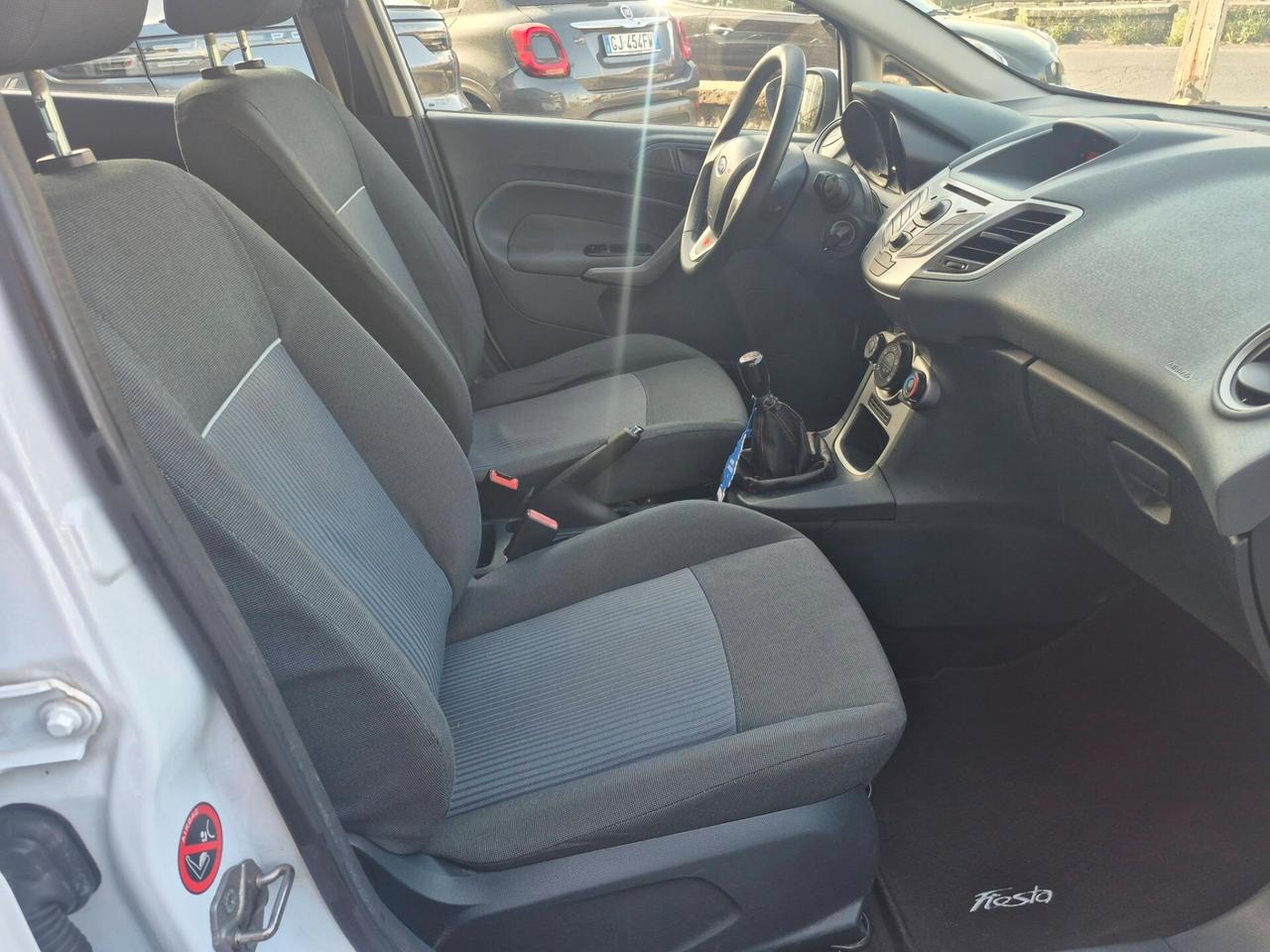 Ford Fiesta 1.4 TDCi 5p. Titanium