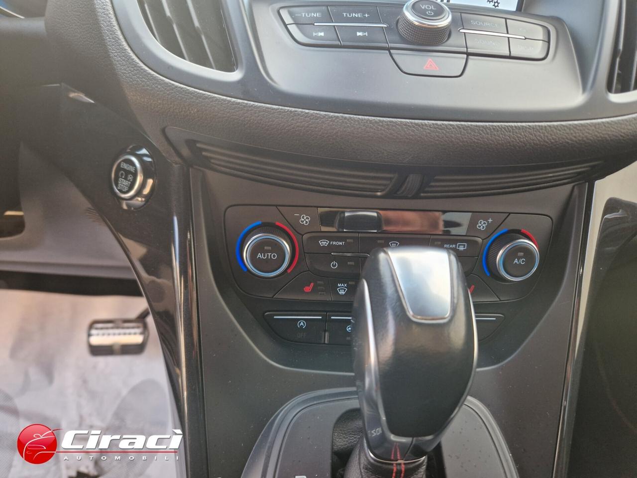 Ford Kuga 2.0 TDCI 180 CV S&S 4WD Powershift ST-Line