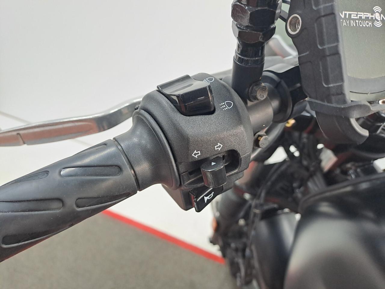 Moto Guzzi V7 Stone DA 65 € AL MESE – SENZA ANTICIPO