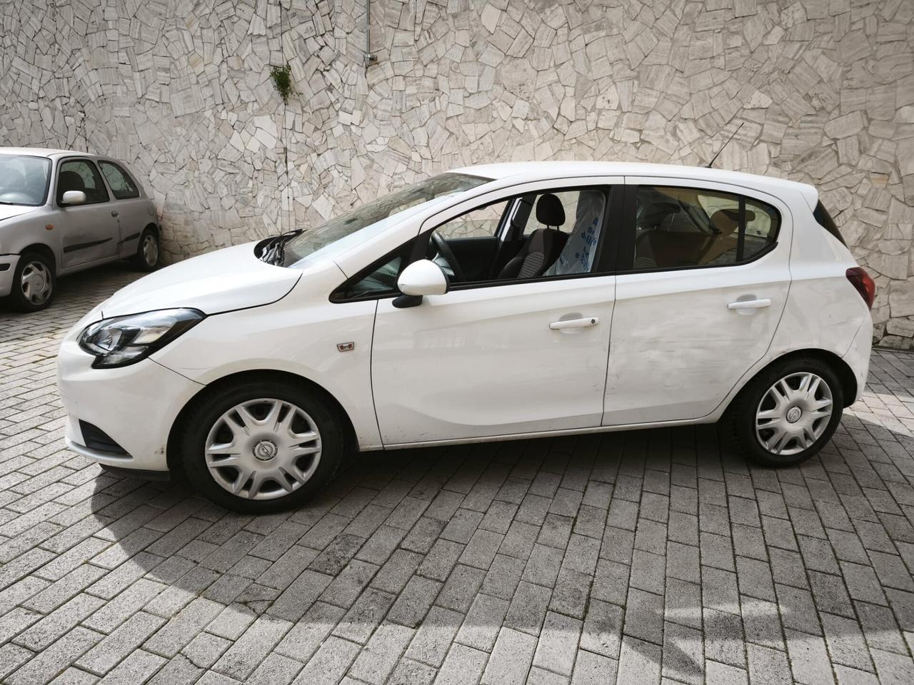 Opel Corsa 1.2 5 porte Cosmo