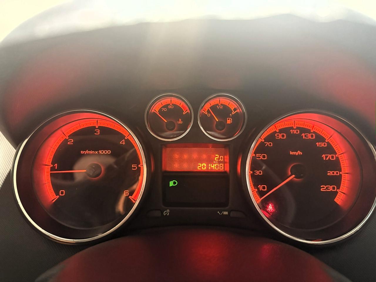 Peugeot 308 1.6HDI PREMIUM 5 PORTE 110 CV