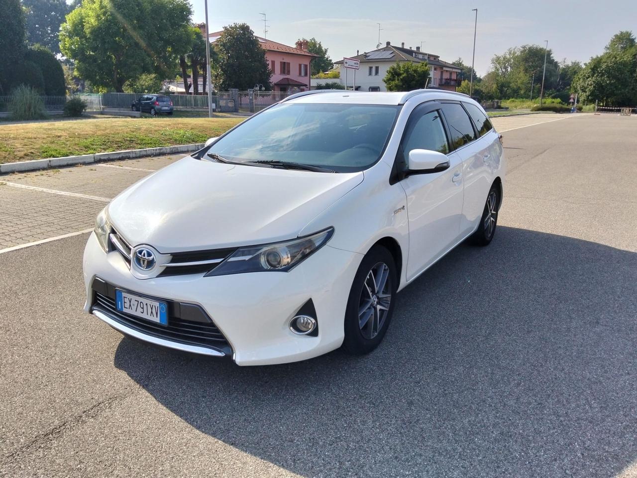 Toyota Auris Touring Sports 1.8 Hybrid Automatic*Navi*Camera