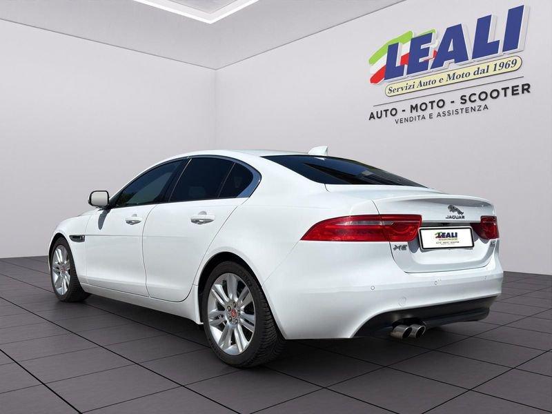 Jaguar XE JAGUAR XE 2.0 D 180cv 6m - PURE BUSINESS EDITION -