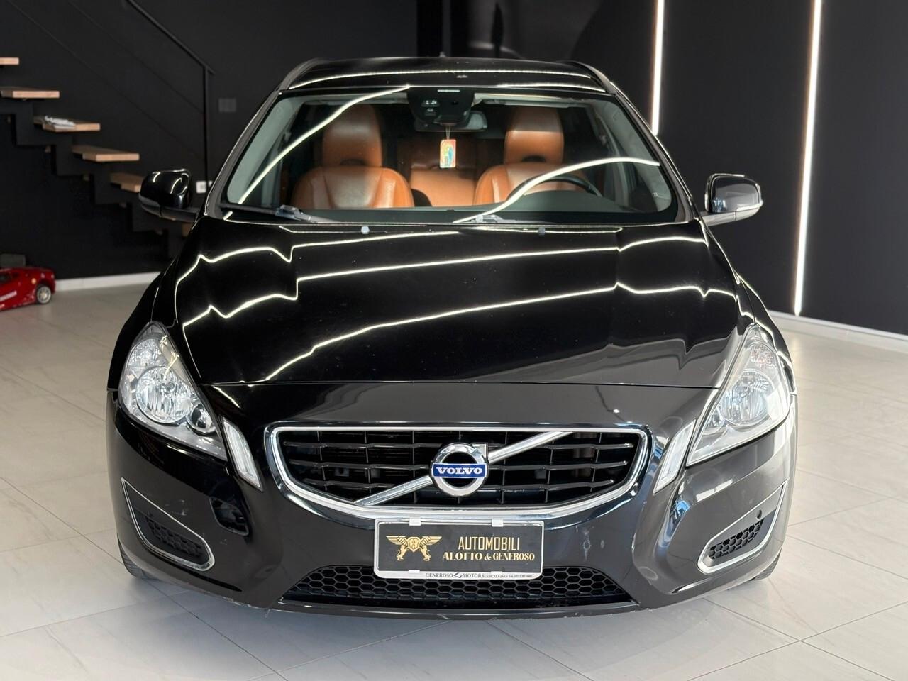 VOLVO V60 1.6 120CV 2012