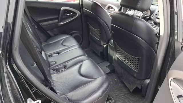 TOYOTA RAV 4 MY23 RAV 2.0 Luxury CAMBIO AUTOMATICO ROTTO