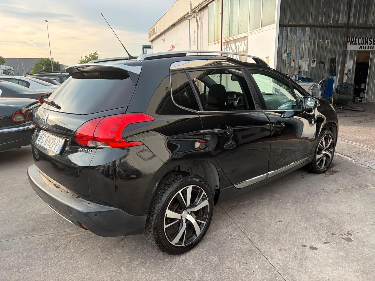 Peugeot 2008 BlueHDi 120 S&S Crossway TETTO
