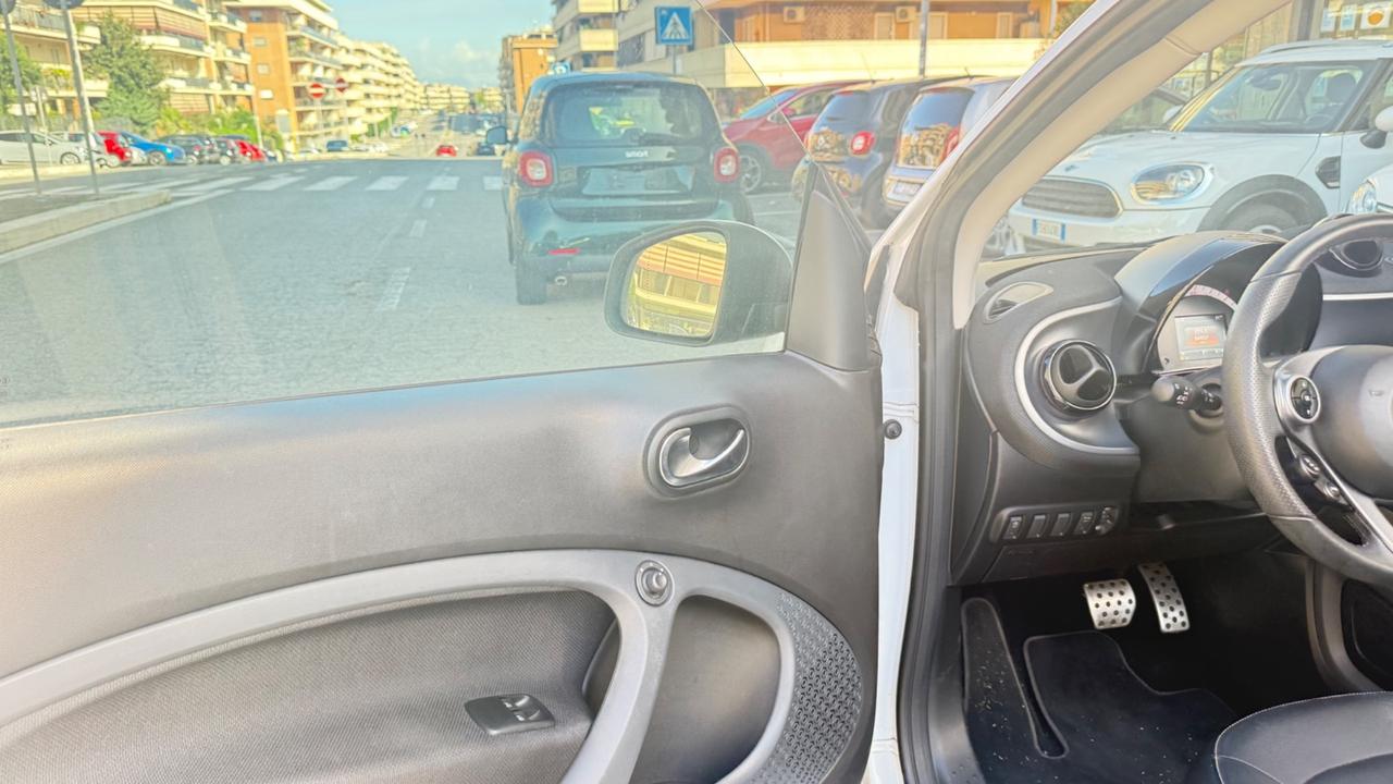 Smart ForTwo 90 0.9 T twinamic cabrio Prime LED NAVI PDC PACK SPORT PELLE CERCHI 16 BLUETOOTH