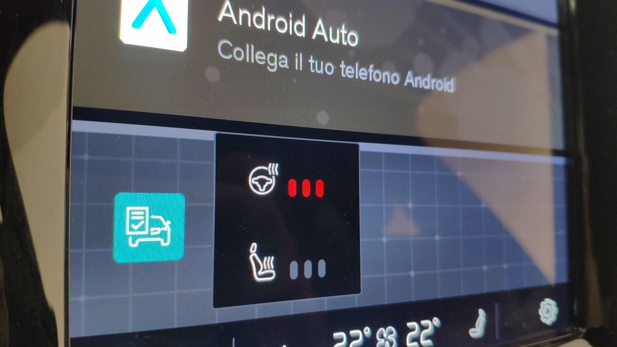 VOLVO Xc60 B5 Mild Hybrid Awd Automatico Plus Dark