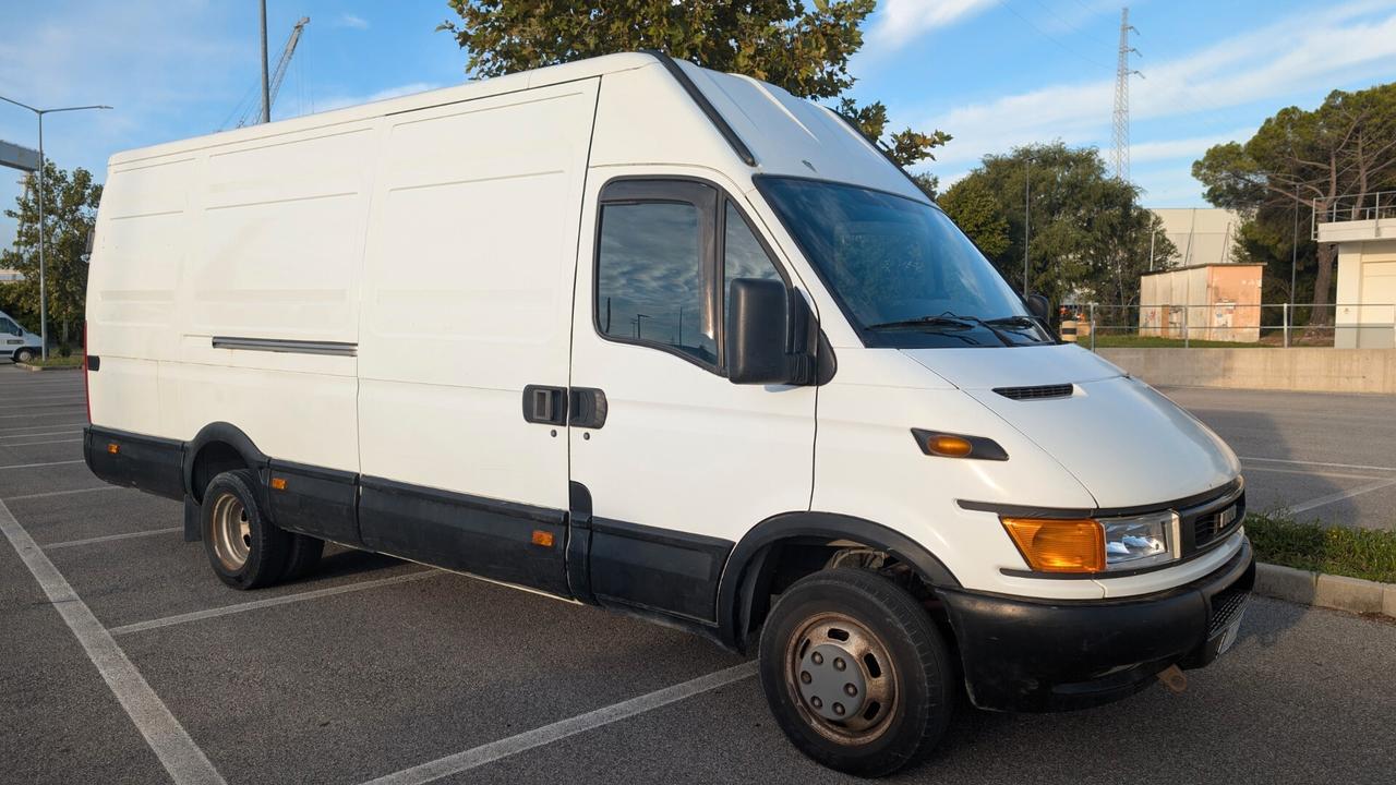 Iveco Daily 2.8 patente B
