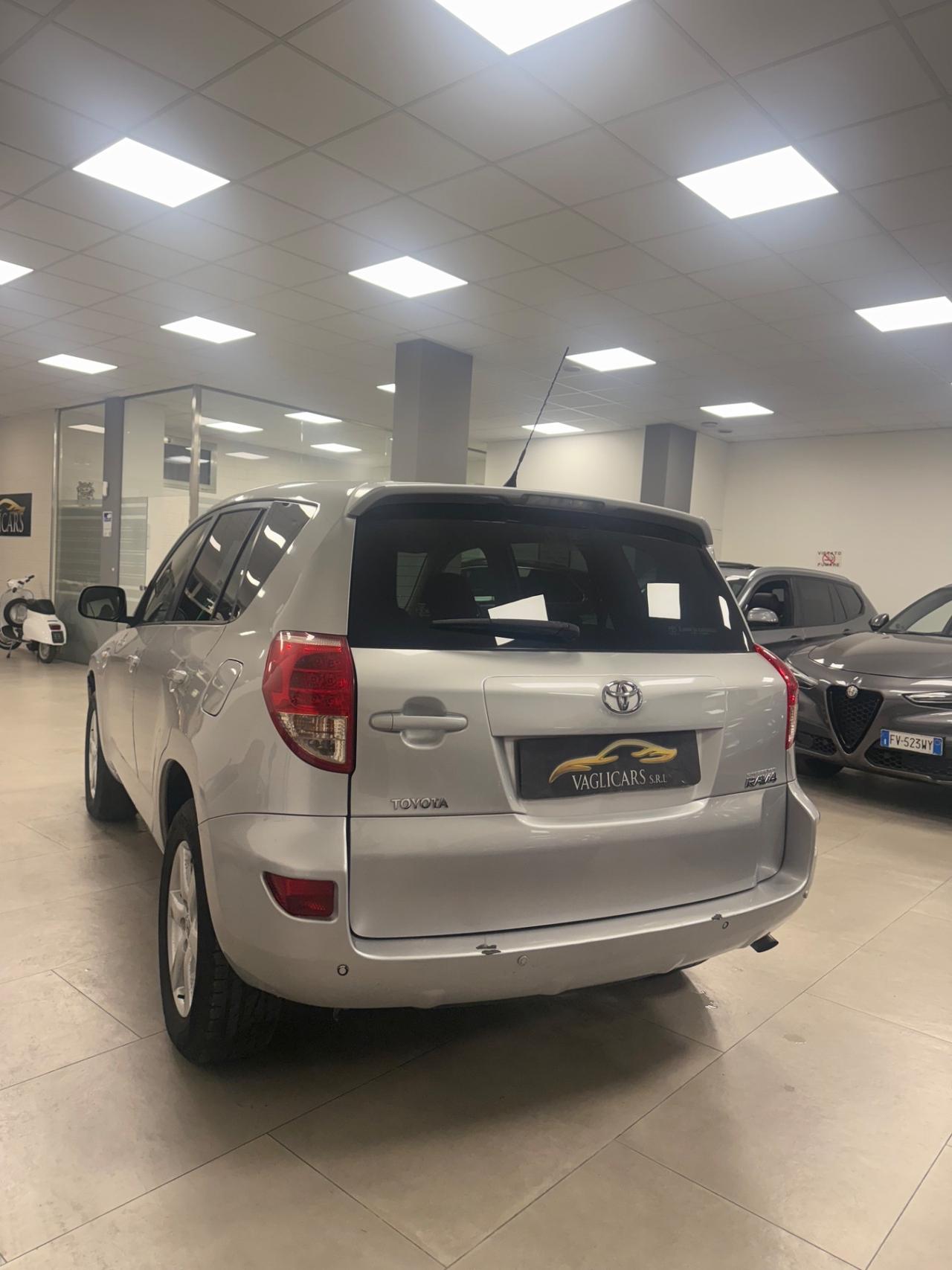 Toyota RAV 4 RAV4 Crossover 2.2 D-4D 136 CV Sol