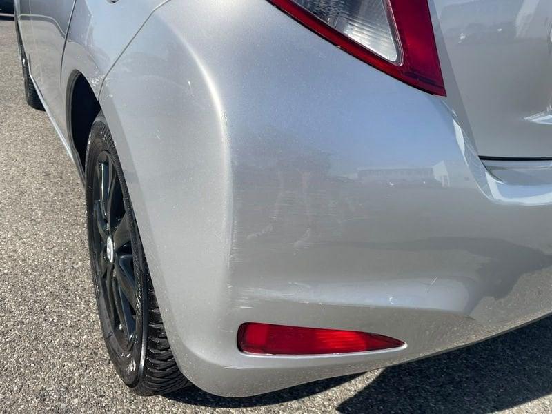 Toyota Yaris Yaris 5p 1.3 Lounge s&s cvt
